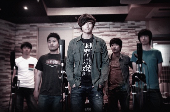 2AM’s Jinwoon Is the First Idol to Appear on EBS’ "Space Sympathy"