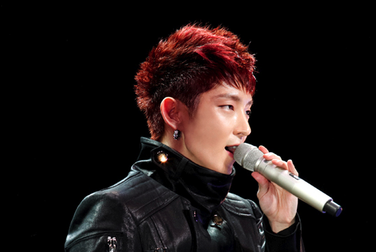 Lee Jun Ki Tops Oricon with "Deucer"