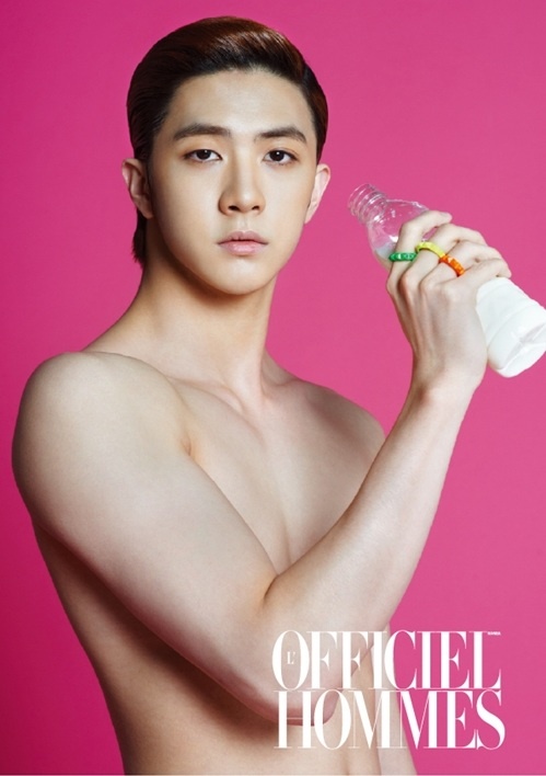 MBLAQ Thunder’s Awkward Photoshoot for "Officiel Hommes"
