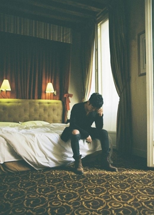 Jung Yup Releases Music Video for "Tears Come"