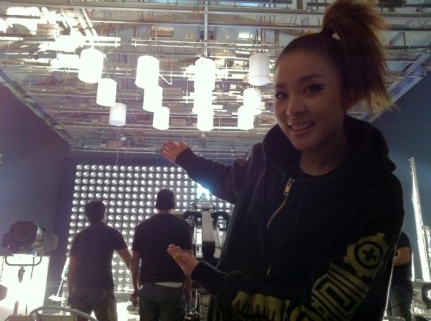2NE1’s Dara Shares Images From Recent Set of Music Video Filming