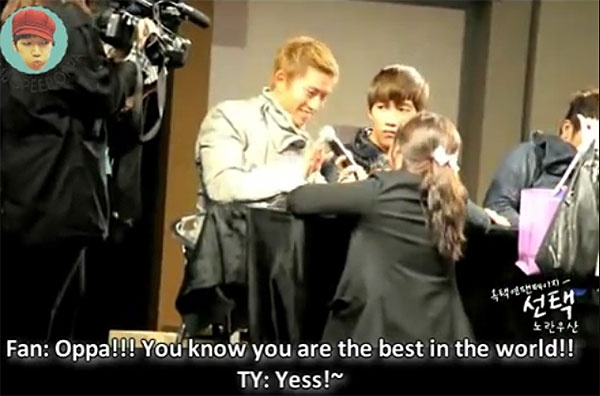 2PM’s #1 Fan at Synnara Fan signing event!