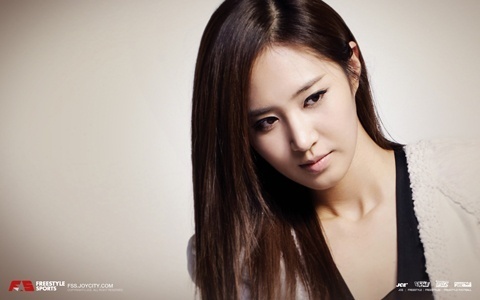 Girls’ Generation Yuri "I Don’t Think I’m Ugly"