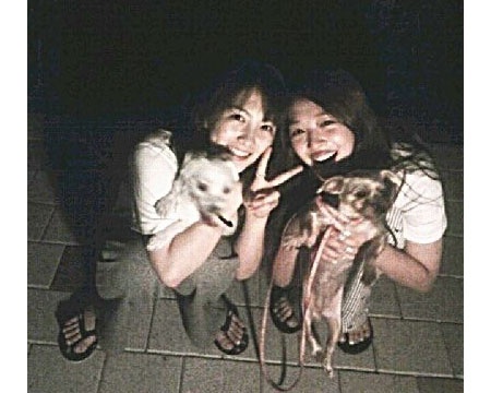 Kara’s Kang Ji Young Tweets a Photo With f(x)’s Sulli
