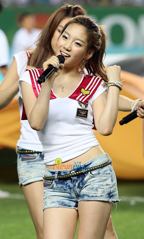 SNSD Taeyeon’s Doppelganger Lee Soo Jin