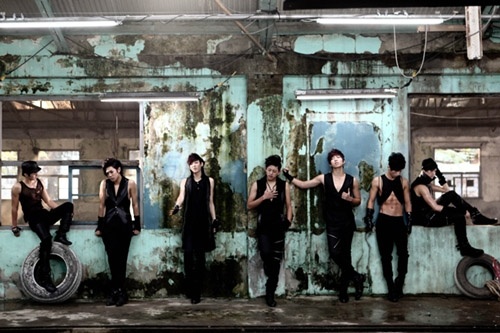 U-KISS to debut in the US this year and new album in February