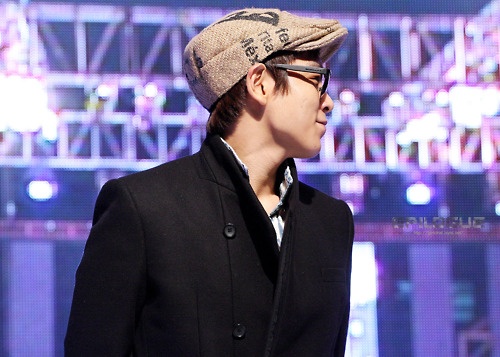 Big Bang’s May 25th DanKook University Performance Pictures and Fan Cams
