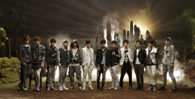 EXO Members’ Past Photos Released