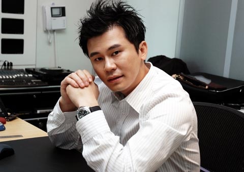 YGE Explains Why 2NE1 Released One Track at a Time for New Album