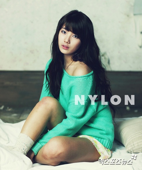 miss A Suzy Awaits her "Transformation" at the Beauty Salon