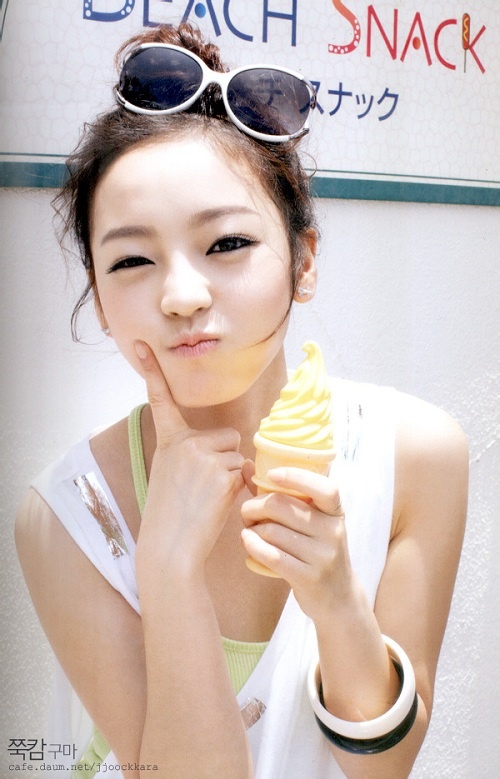 Kara’s Goo Hara Looks Gorgeous Even Without Any Makeup