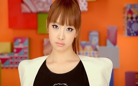 f(x)’s Victoria Wants Fresh Fruit over Chicken Brain Now