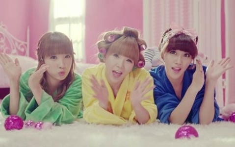 Rainbow PIXIE Releases Second Teaser for "Hoi Hoi"