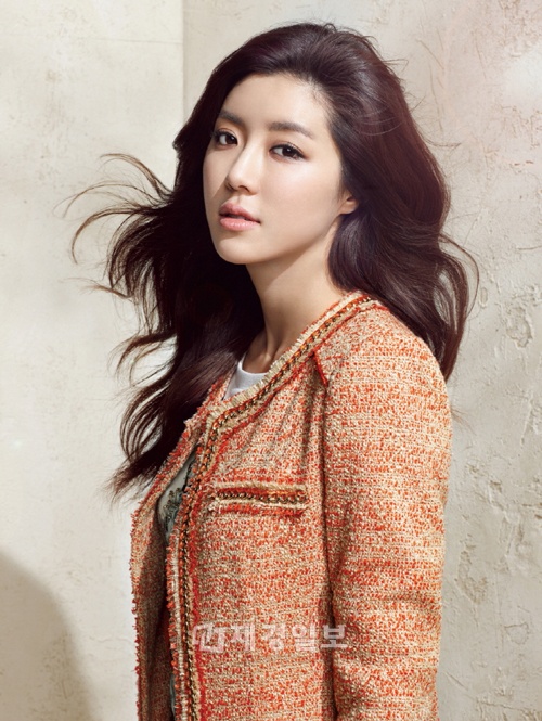 Park Han Byul’s Summer 2012 Photo Shoot for "BLU PEPE"