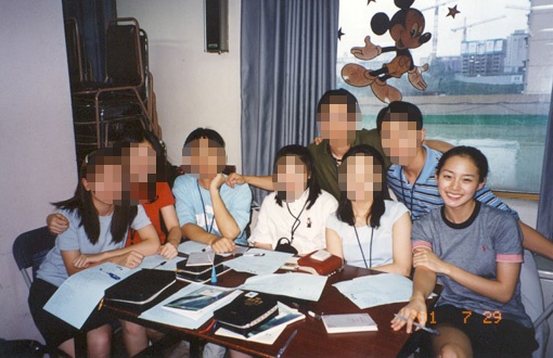 Kim Tae Hee’s Before Braces Picture… Still Beautiful