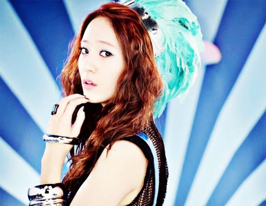 f(x)’s Krystal and Kang Seung Yoon "High Kick 3" Photos Revealed