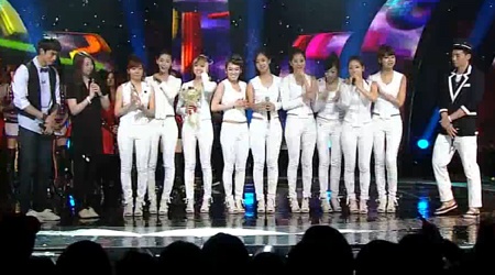 SBS Inkigayo 04.11.2010 Performances