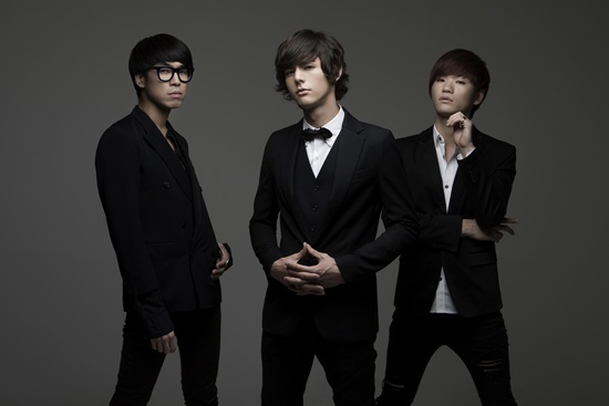Mate Performs On Yoo Hee Yeol’s Sketchbook Before Military Service