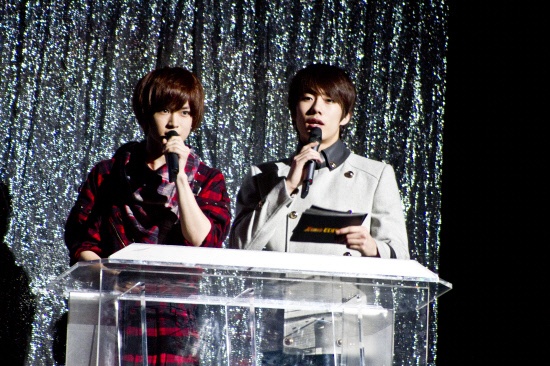 The Boss’ Garam & X-5’s Gun Debut as MCs at Japanese Concert