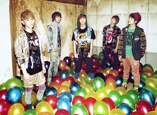 SM Releases Promo Video for SHINee’s Appearance at Abbey Road