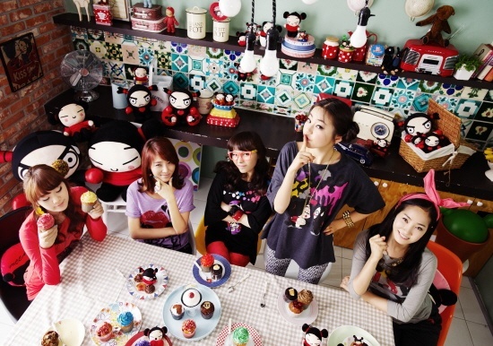 Wonder Girls Meet Pucca