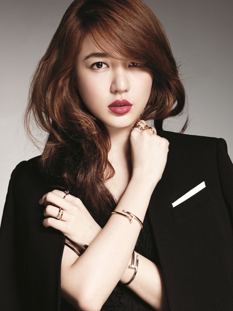 Yoon Eun Hye Elegant and Classy for Cartier Jewelry