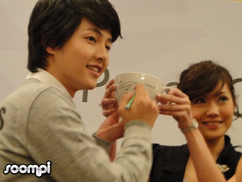 Song Joong Ki Endorses TonyMoly Skincare in Singapore