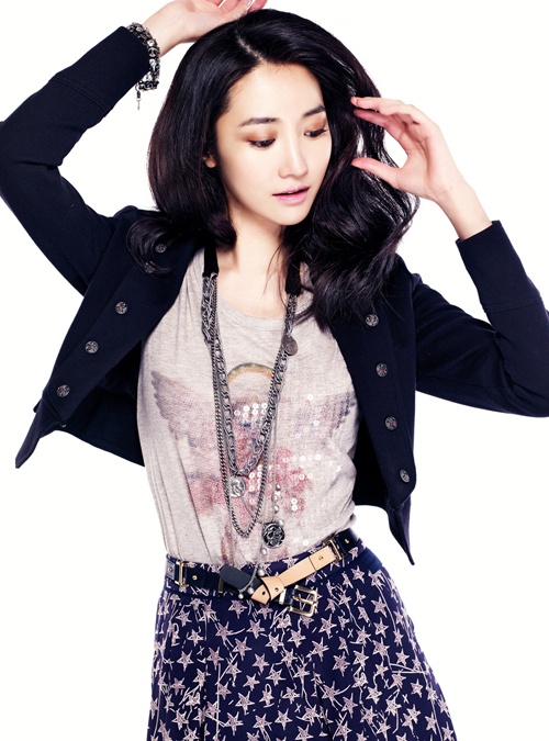 Go Joon Hee Models for TNGT