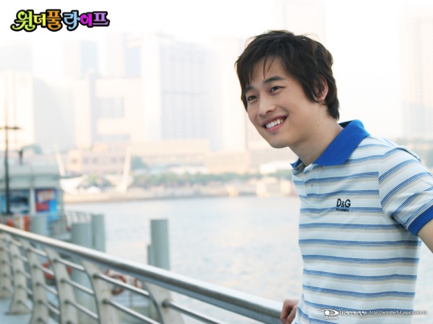 Kim Jae Won Plans to Visit "Me Too, Flower" as He Recovers from Shoulder Injury