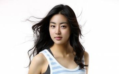 Kang So Ra Reveals New Selca from the Set of "Dream High 2"