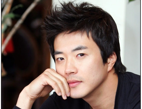 Kwon Sang Woo Shares Thoughts on Drawing in Highest and Lowest Drama Ratings This Year