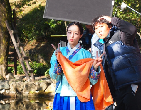 First Look Into T-ara Eun Jung’s New Drama "Queen Insoo"