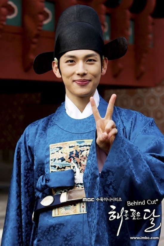 ZE:A’s Siwan Joins Upcoming drama, “Equator Man”