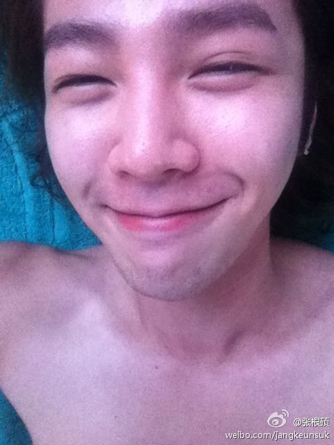 Jang Geun Suk Joins Weibo