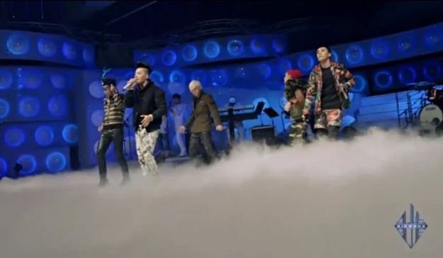 BIGBANG Performs Band Version of “Blue” on “YG on Air”