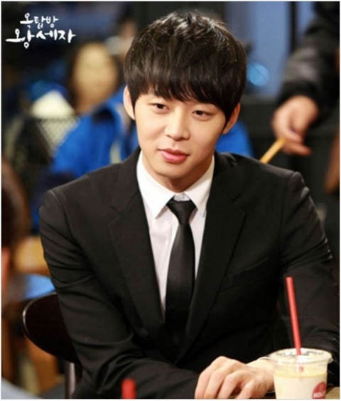 Park Yoo Chun Hints at “Rooftop Prince” Ending?!