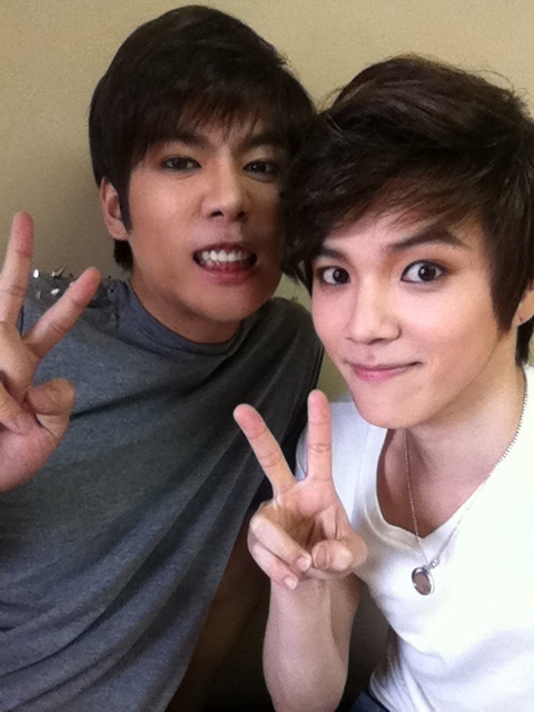 SS501’s Kim Kyu-jong Steps Down From The Throne
