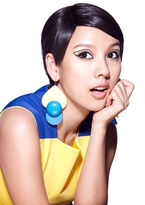 Lee Hyori Becomes Fashion Icon Twiggy