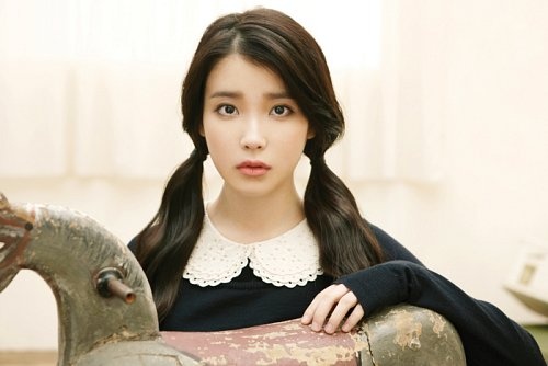 IU Releases New Still Cut from "You and I" Music Video
