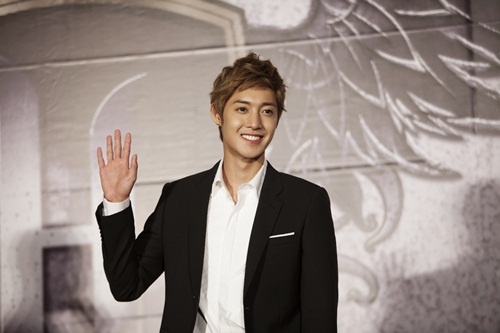 Kim Hyun Joong Laments Not Recognizing Lee Min Jung’s Beauty Earlier