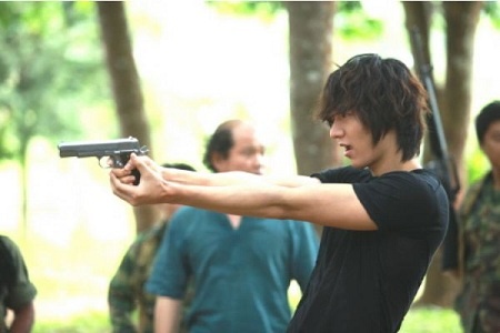 Lee Min Ho Transforms into a Badass with Guns for “City Hunter”