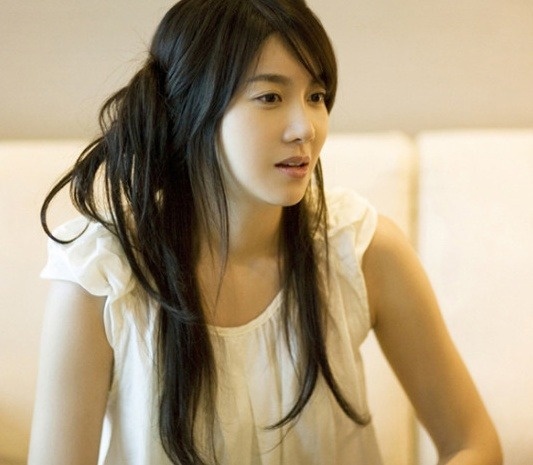 Lee Ji Ah’s Hidden Family Background Revealed