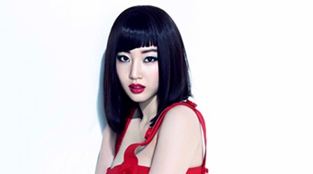 “Secret Garden’s” Kim Sa-rang’s Sexy Spread in “Elle”