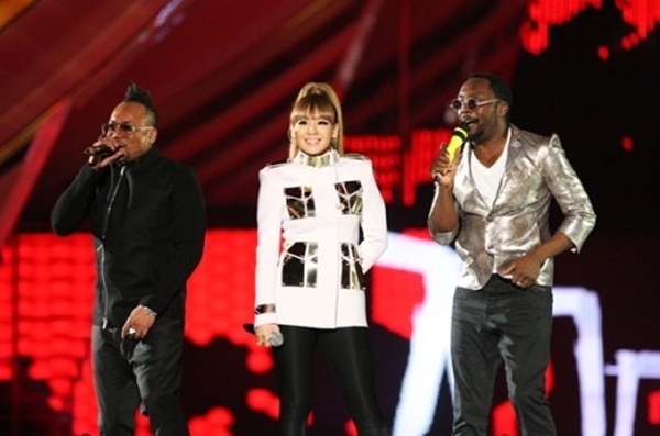 Will.I.Am: “2NE1 Is Coming Out Crazy”