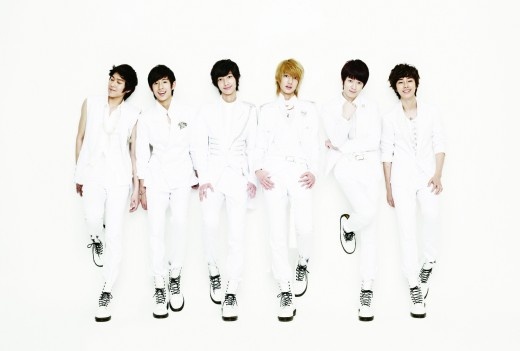 Boyfriend to Hold Japanese Debut Showcase at the Budokan in June
