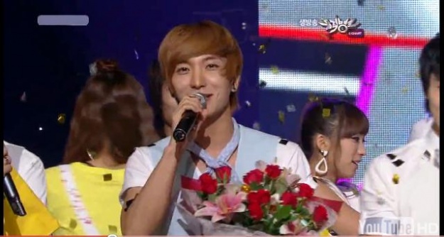 KBS Music Bank 07.09.10 Performances