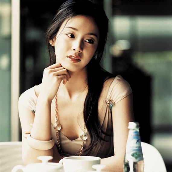 Kim Tae Hee’s All-Kill Photo From 2004