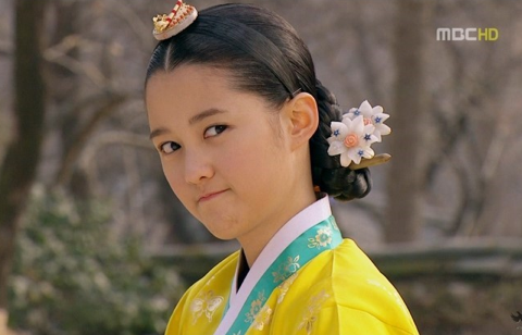 "The Moon that Embraces the Sun’s" Nam Bora Ditches Her Hanbok for a Wedding Dress