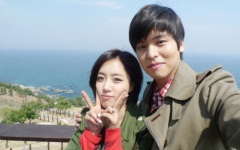 WGM’s Eunjung Visits Lee Jang Woo on the Set of “Glorious Jane”