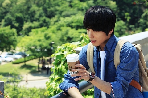 “Heartstrings” Teases with Jung Yong Hwa and Park Shin Hye’s Slave-for-a-Month “First Date”